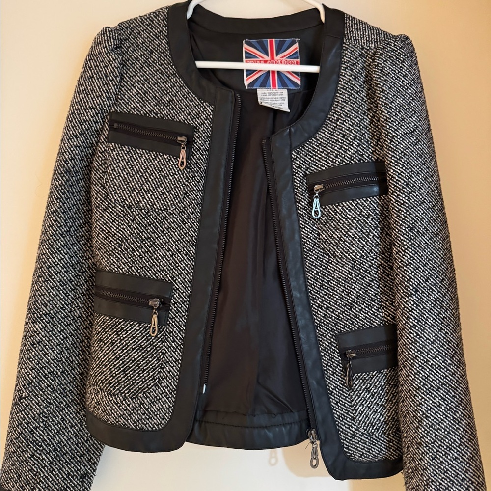 Stylish Black and Gray Women's Jacket